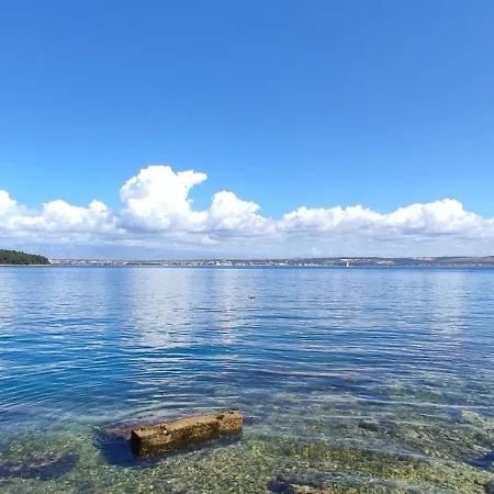 Peter's Beachside Retreat