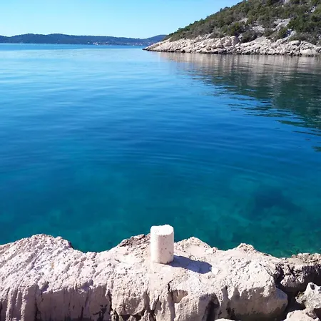 Peter's Beachside Retreat Kali