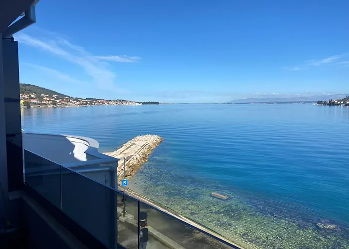 Peter's Beachside Retreat Кали